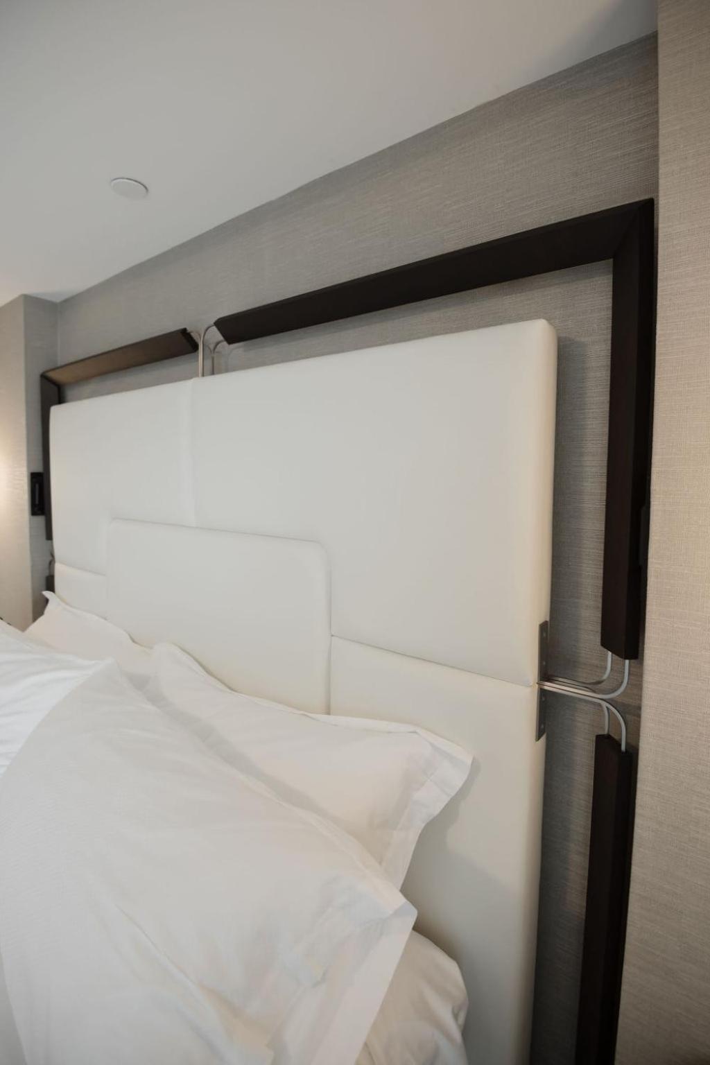 The Reid Hotel Vanderhoof Extérieur photo