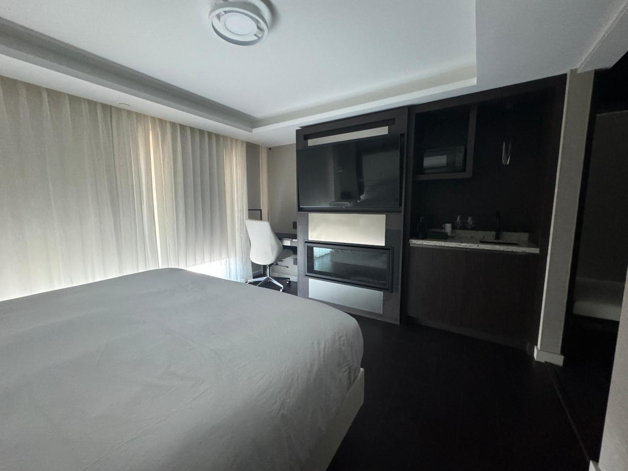 The Reid Hotel Vanderhoof Extérieur photo