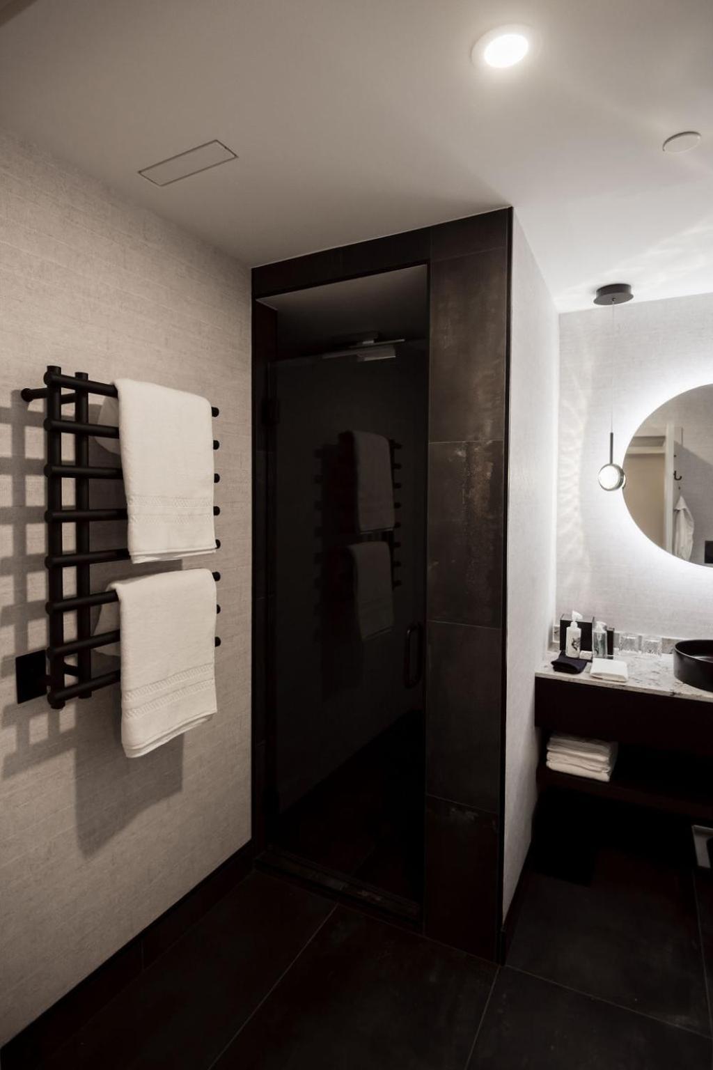 The Reid Hotel Vanderhoof Extérieur photo