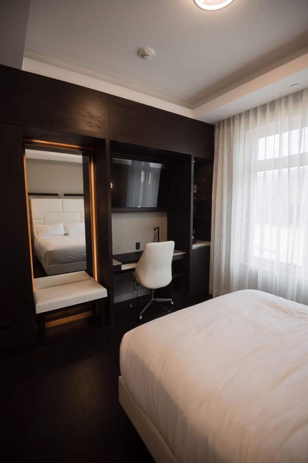 The Reid Hotel Vanderhoof Extérieur photo